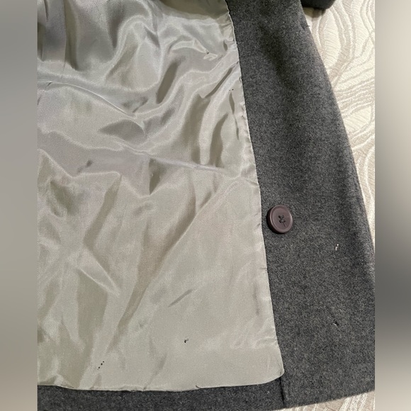 Liz Claiborne Coat - Picture 9 of 11
